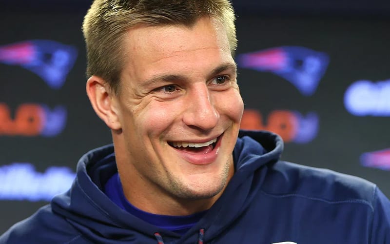 Rob Gronkowski Reacts To Adorable Gift From Super Bowl Run