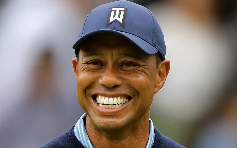Tiger Woods Spotted Recklessly Driving Before Terrible Car Wreck