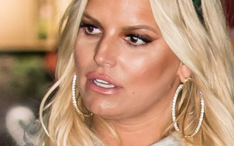 Jessica Simpson Gives Up on Weighing Herself