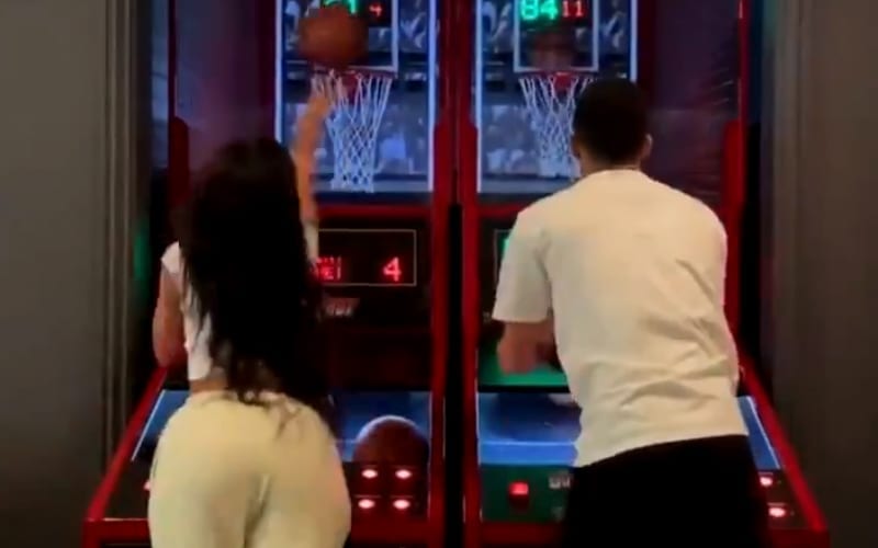 Kendall Jenner Roots Against Her NBA Player Boyfriend In Game Against Sister Kylie
