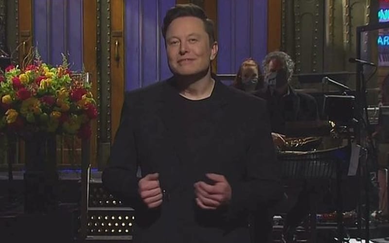 Elon Musk Reveals He Has Asperger’s While Hosting SNL