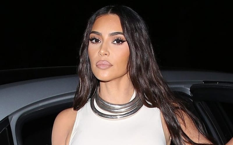 Kim Kardashian Parties With Kanye West’s Rival Drake