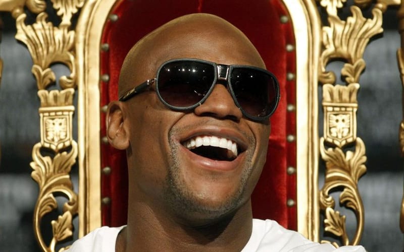 Floyd Mayweather Thanks Dustin Poirier After Winning Over $30K In Bet