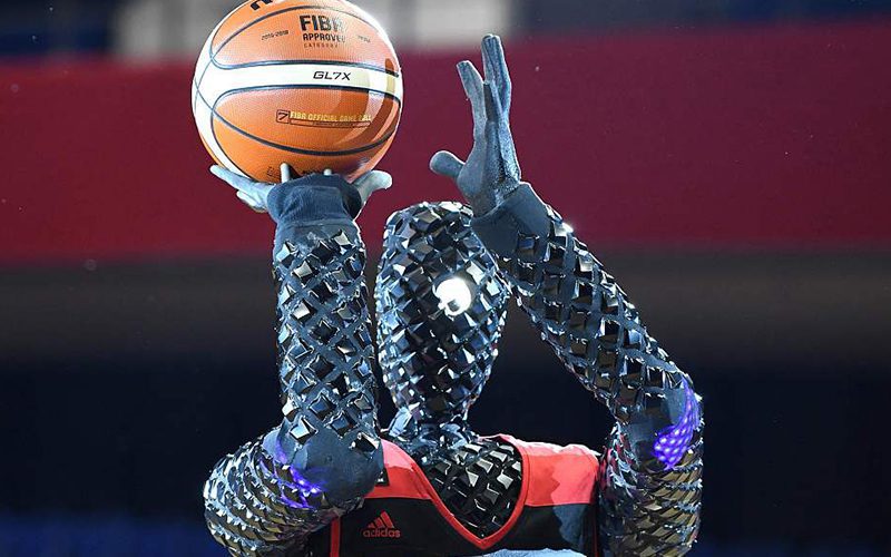7-Foot-Tall Basketball Robot From Tokyo Olympics Goes Viral