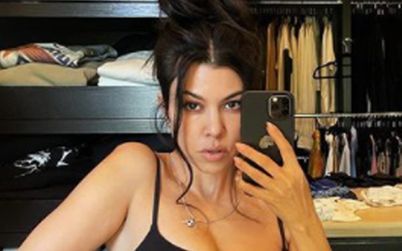 Kourtney Kardashian Shows Off Crop Top In Sizzling Selfies