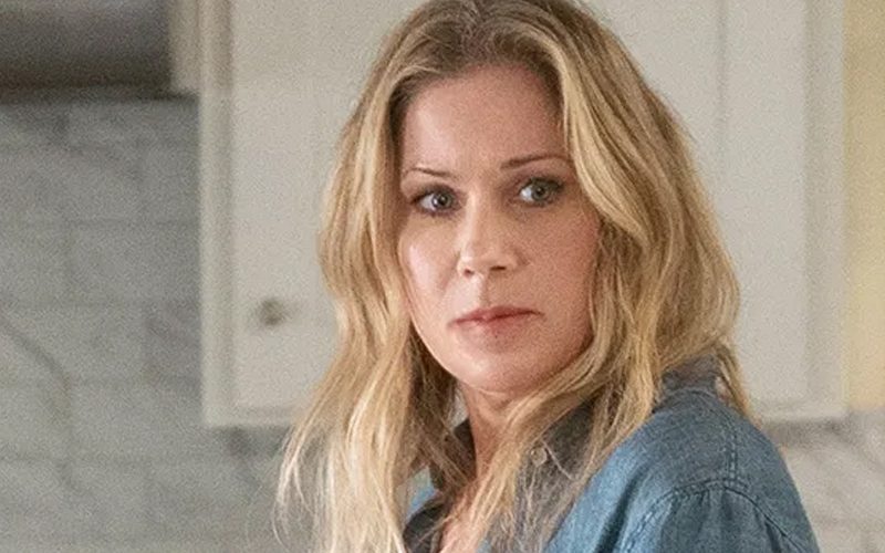 Christina Applegate Reveals Battle With Multiple Sclerosis