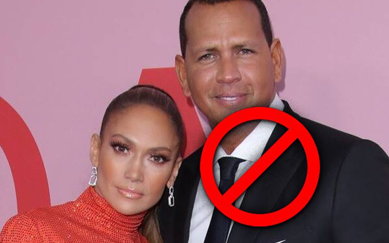 Jennifer Lopez Deletes All History With A-Rod On Instagram
