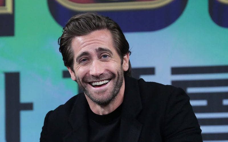 Jake Gyllenhaal Says He Was Being Sarcastic About Irregular Bathing Comments