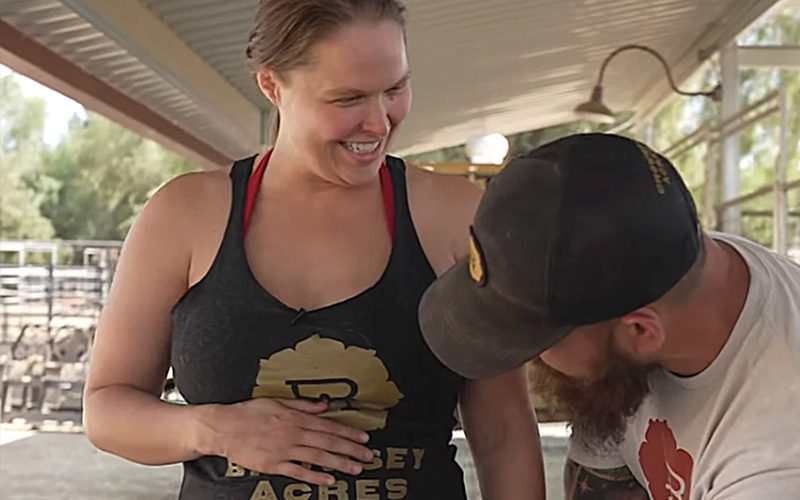 Ronda Rousey Getting Back In Shape 10 Days Postpartum
