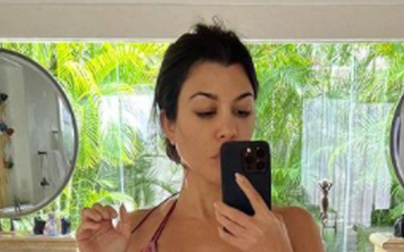 Kourtney Kardashian Stuns In Tiny String Bikini During Mexico Trip