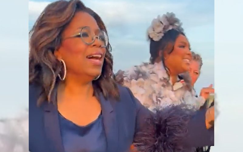 Lizzo & Oprah Sing Their Hearts Out To Adele’s Hello