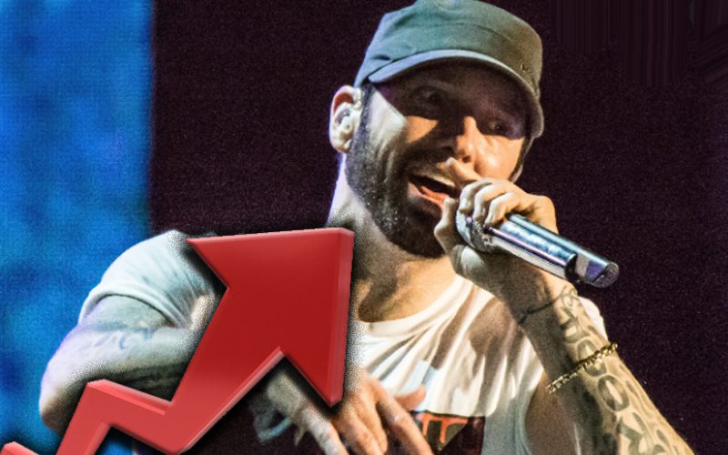Eminem’s Kamikaze Hits Incredible Landmark