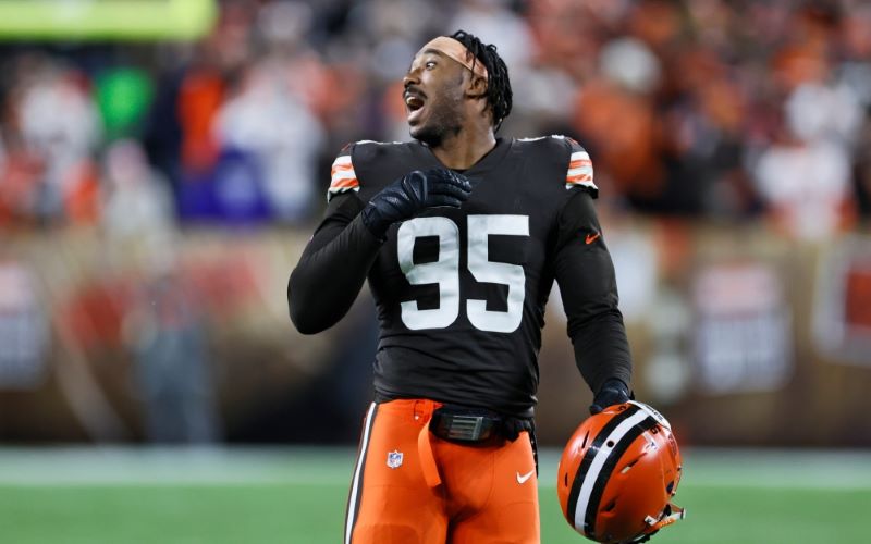 Myles Garrett Sends Message Amid Cleveland Browns Struggles