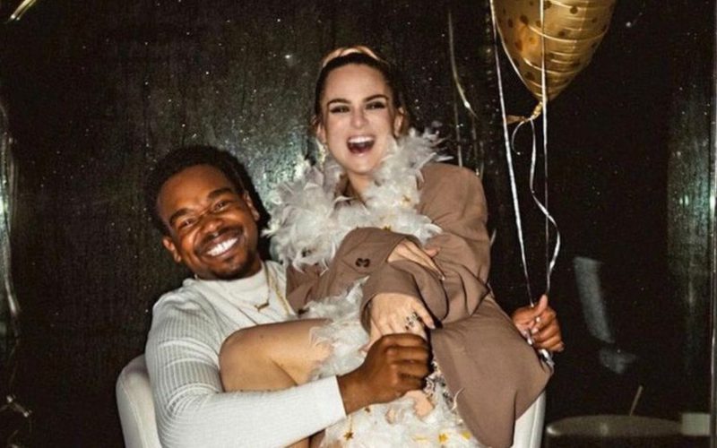 JoJo Gets Engaged On Christmas Eve To Actor Dexter Darden