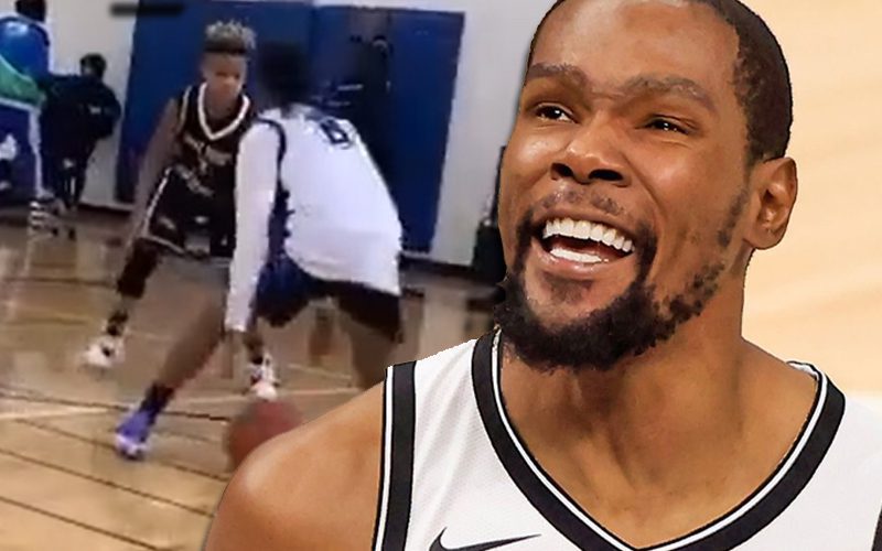 Kevin Durant Trashes Middle School Basketball Game