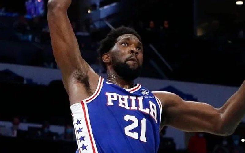 Joel Embiid Has Injury Scare In Philadelphia 76ers Game With Utah Jazz