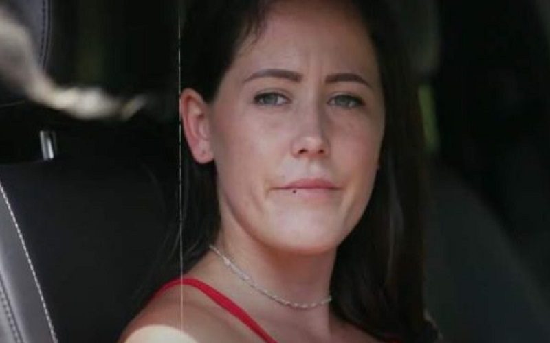 Teen Mom Jenelle Evans Slammed For Opening Christmas Presents At 4 In The Morning
