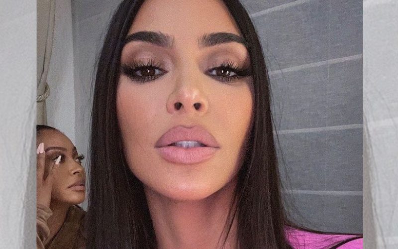 Kim Kardashian Calls Out Copycats With Sizzling Selfie