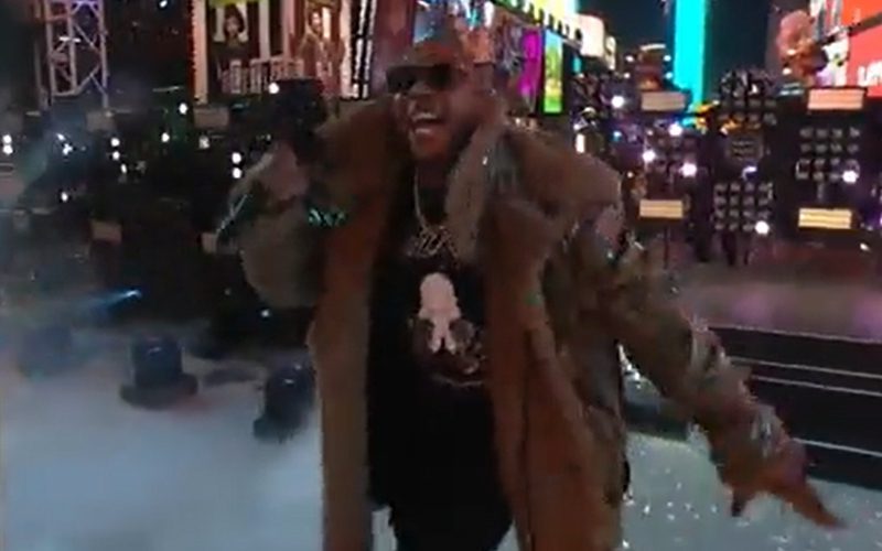 Ja Rule & Ashanti Grace Times Square With New Year’s Eve Performance