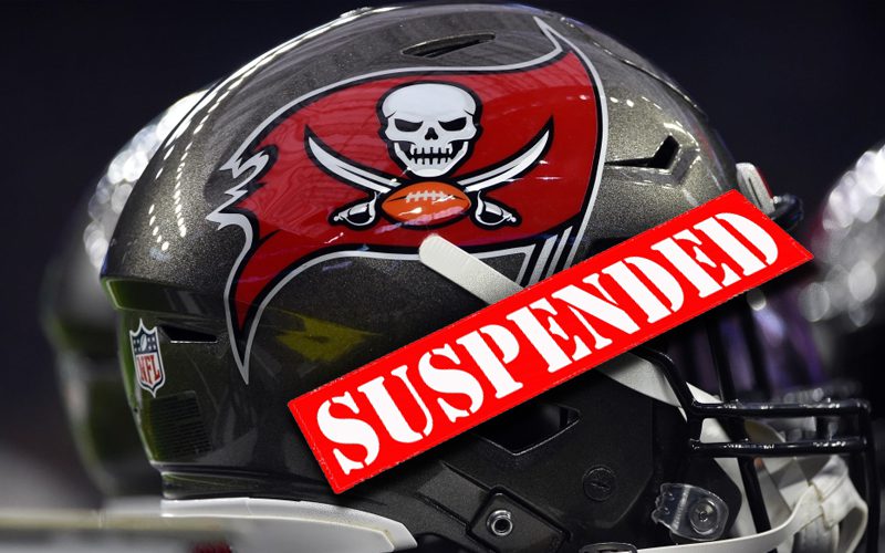 Tampa Bay Buccaneers’ Antonio Brown & Mike Edwards Suspended For Fake Vaccination Cards