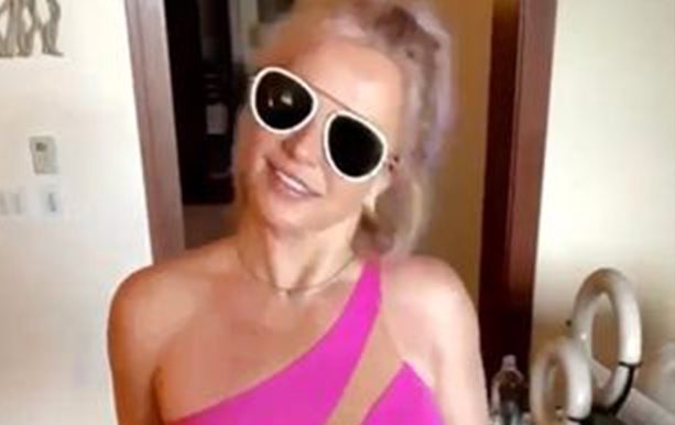 Britney Spears Struts Her Stuff In New Swimsuit Video