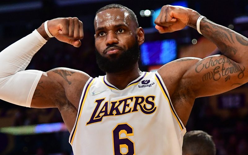 LeBron James Sees Himself With LA Lakers For As Long As He Can Play