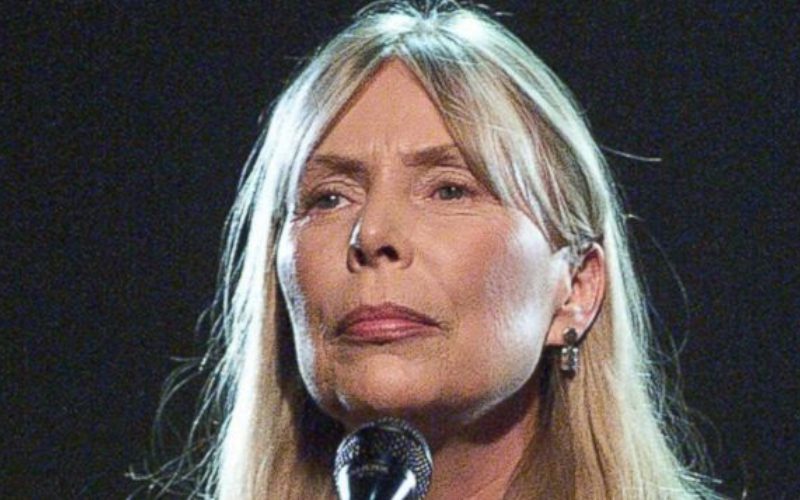 Joni Mitchell Removing Her Music From Spotify In Solidarity With Neil Young