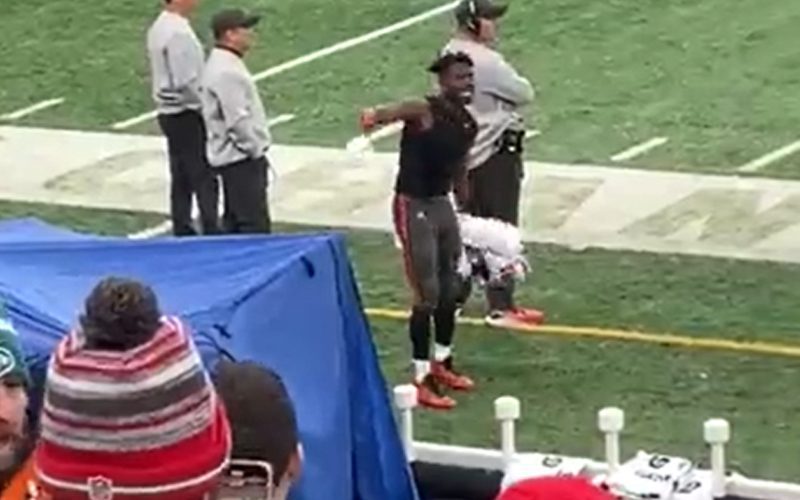 Tampa Bay Buccaneers Fire Antonio Brown After On-Field Meltdown
