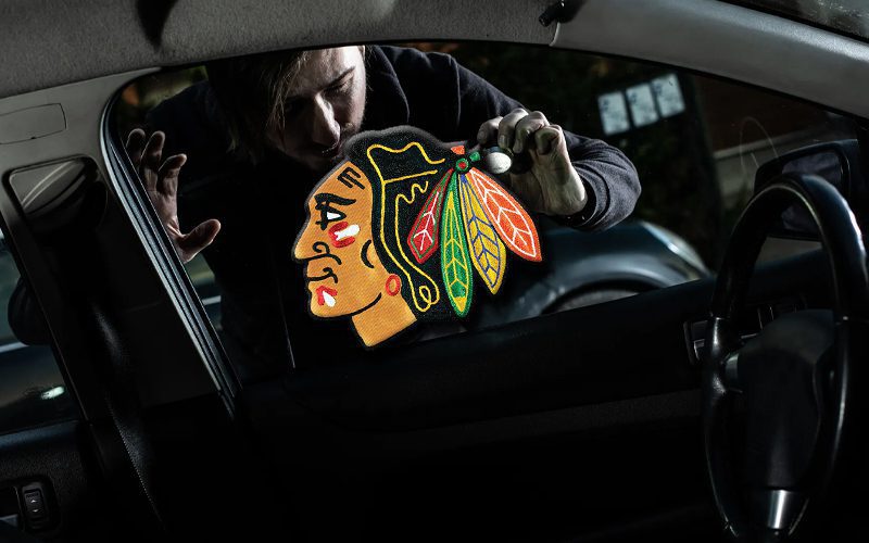 Thieves Steal 2 Chicago Blackhawks Players’ Cars From Restaurant