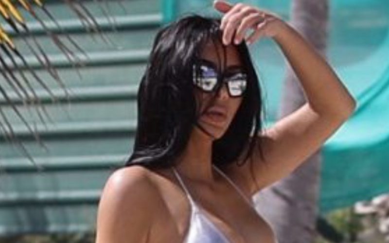Kim Kardashian Fans Give Her Props For Unfiltered Bikini Photos