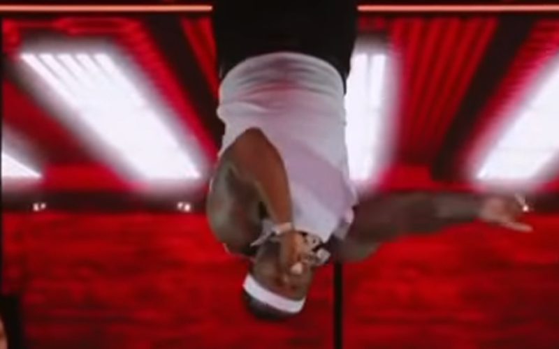 50 Cent Was Not A Fan Of Hanging Upside Down During Halftime Show Performance