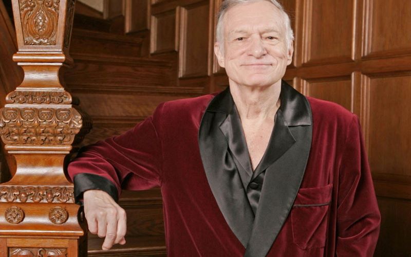 Hugh Hefner Defended By Hundreds Of Former Playmates Amid Playboy Pig Party Accusation