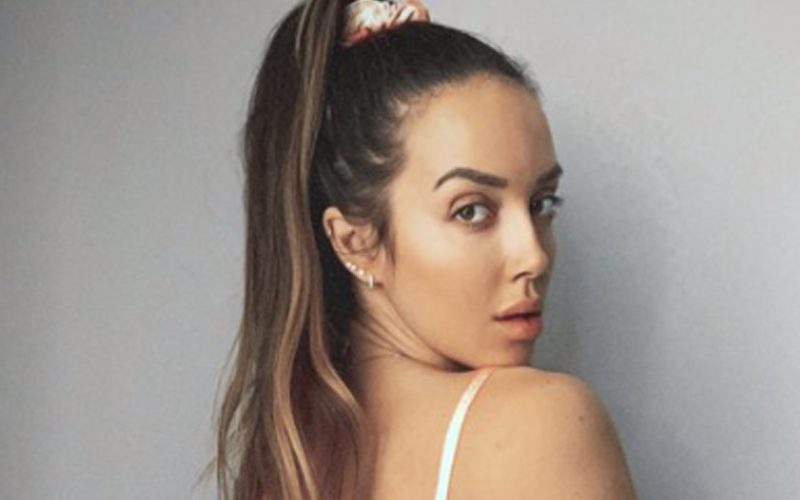 Chelsea Green In The Mood For Valentine’s Day With Stunning Lingerie Drop