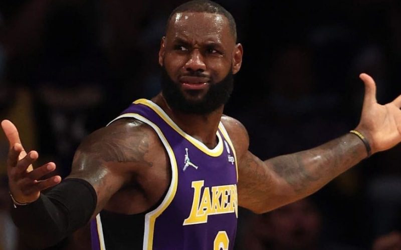 Lebron James Doesn’t Pay Attention To Reactions After He Tweets