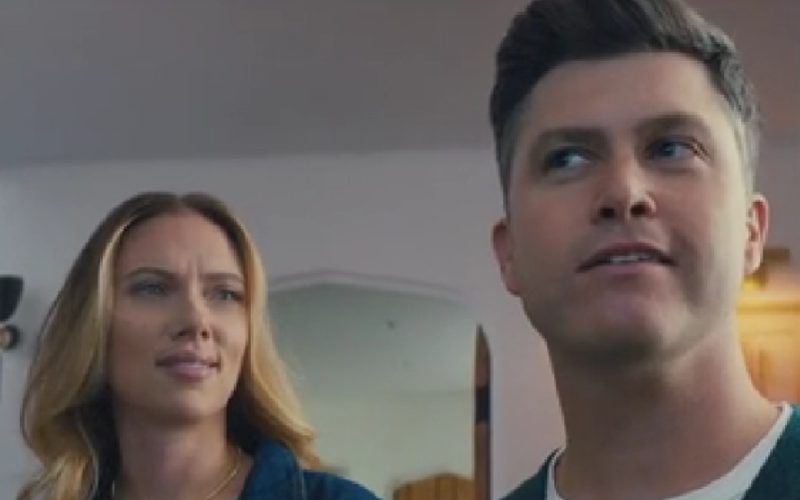 Scarlett Johansson & Colin Jost Have Fans Rolling With Hilarious Super Bowl Ad