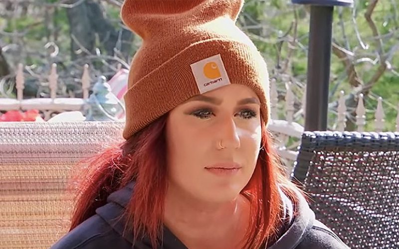 Teen Mom Fan Buys 14 Pieces From Chelsea Houska’s Clothing Line & Reviews Them
