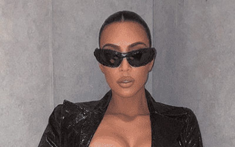 Kim Kardashian Drops Smoking Hot Photos In All Black Ensemble
