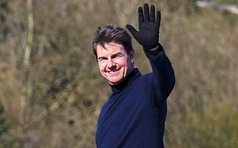 Tom Cruise Shows Off Major Arm Muscles Before Hopping In Helicopter