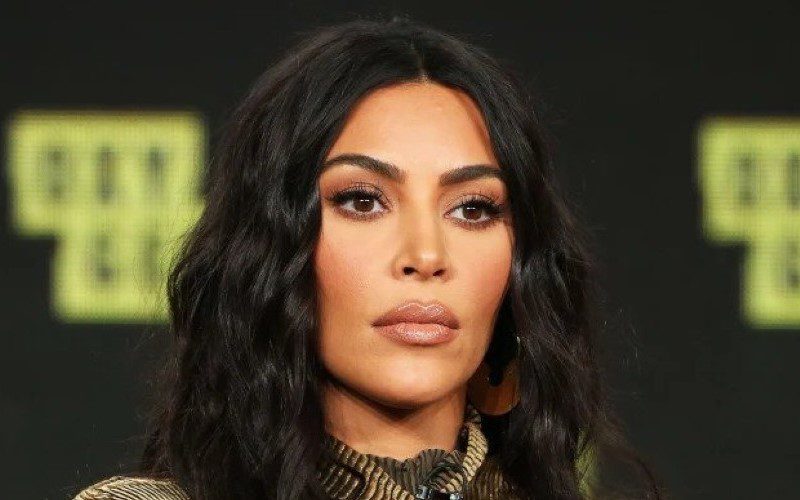 Fans Slam Kim Kardashian For Comparing Marriage To Cancer Patient’s Struggles