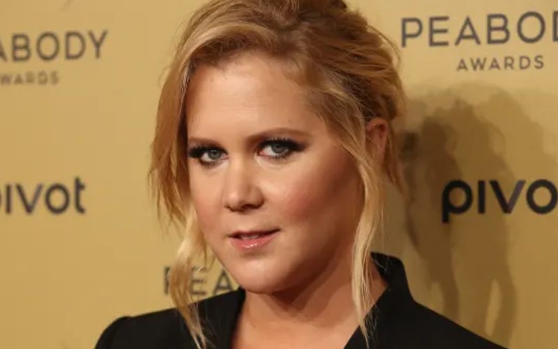 Amy Schumer Suffers From Rare Hair Pulling Disorder