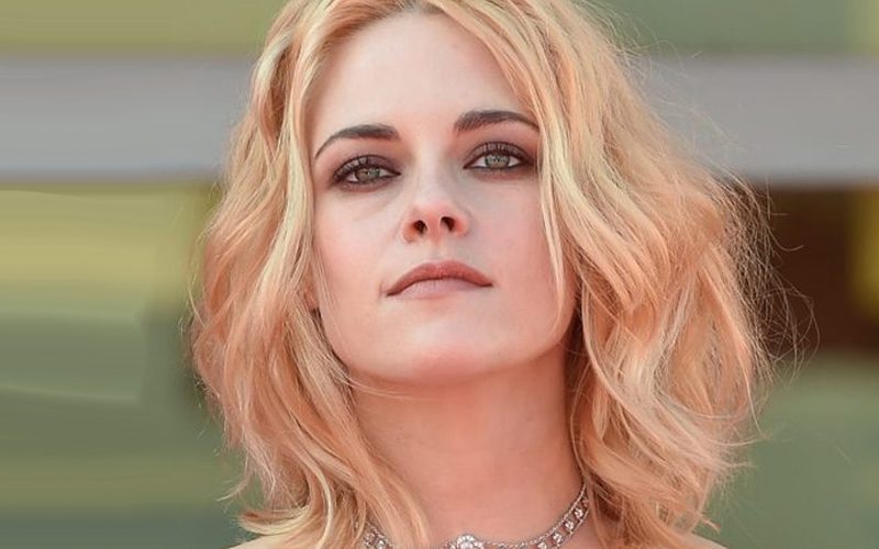 Kristen Stewart Comes Clean About Infamous Paparazzi Photo Of Her Smoking Weed