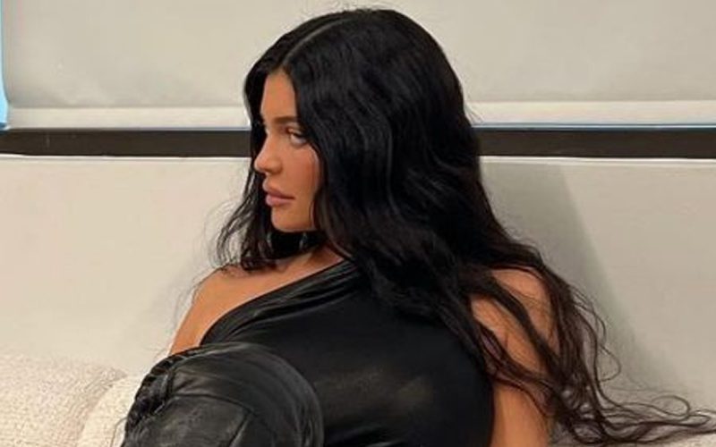 Kylie Jenner Stuns In Knee-High Boots & Leather Look