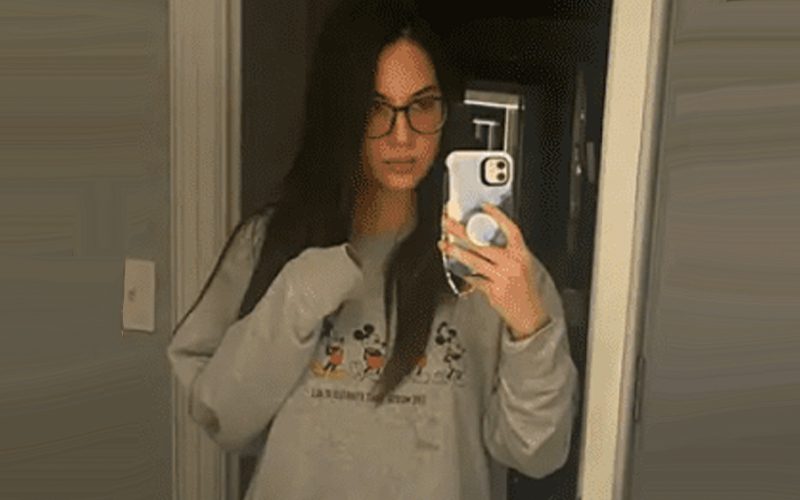 Olivia Munn Struggles With Postpartum 4 Months After Giving Birth
