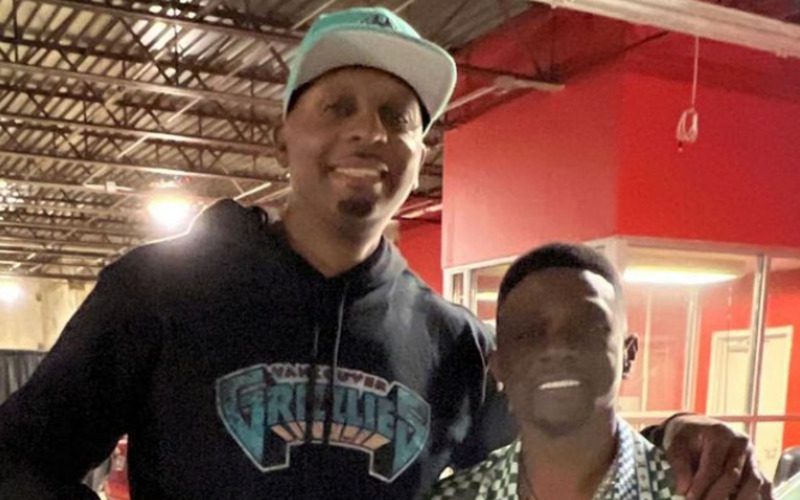 Penny Hardaway Gives Boosie Signed Jersey During NBA Playoffs