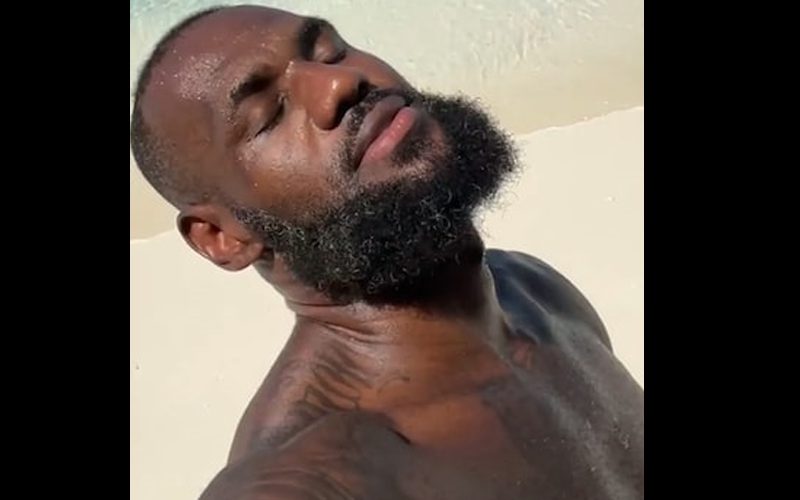 LeBron James Flexes His Shredded Body While Vacationing On Private Island