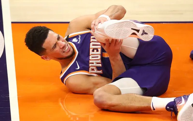 Devin Booker’s Hamstring Injury News Keeps Getting Worse