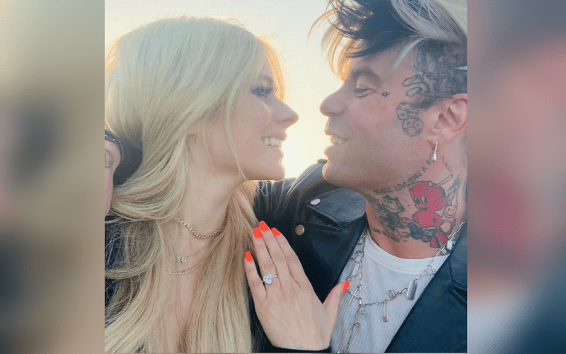 Avril Lavigne & Mod Sun Officially Engaged In Paris