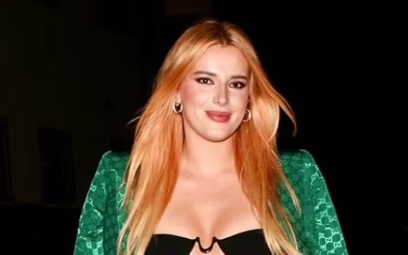 Bella Thorne Put On A Bold Display In Tiny Bra & Gucci Suit At Grammy Party