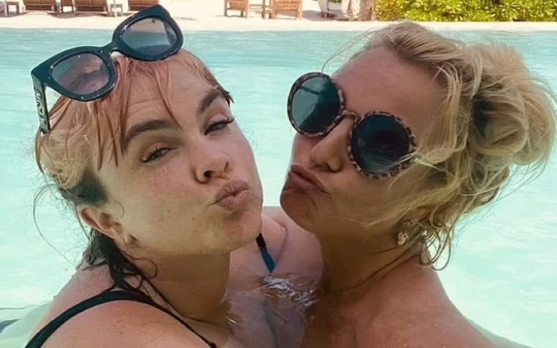 Britney Spears Goes Skinny Dipping With Assistant In Hotel Pool