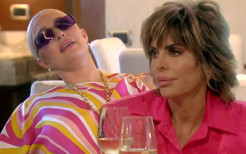 Lisa Rinna Questions Erika Jayne About Mixing Alcohol With Antidepressants